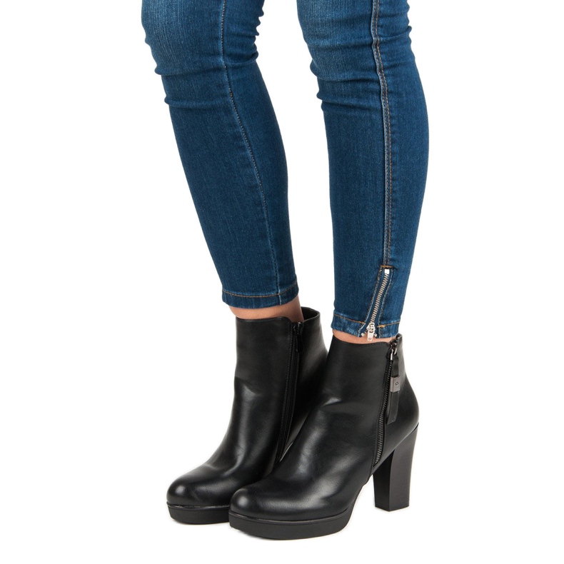 Botas clássicas no post vinceza preto 1