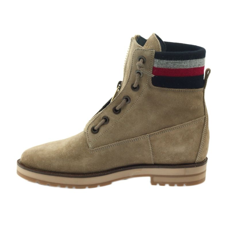 Tommy Hilfiger West 9B 102 castanho 2