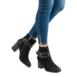 Botas elegantes de salto alto preto 1