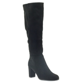 Botas no poste Sergio leone preto 1