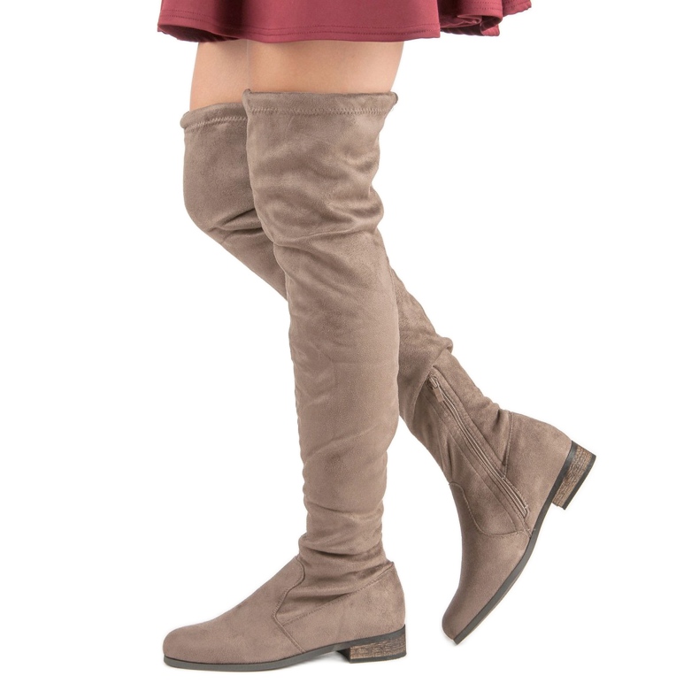 Mosqueteiros bege 1 Mosqueteiros bege 1