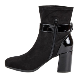 Kylie Botas elegantes de salto alto preto 1