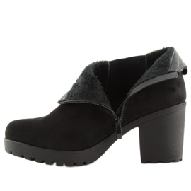 Botas pretas com salto largo E5106 Preto 2