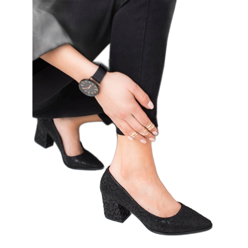 Kylie Bombas Pretas Elegantes preto 2