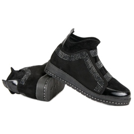 Tênis Slip-on preto 2