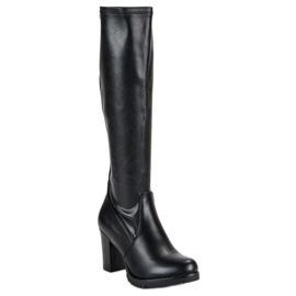 Botas pretas no salto VINCEZA preto 1