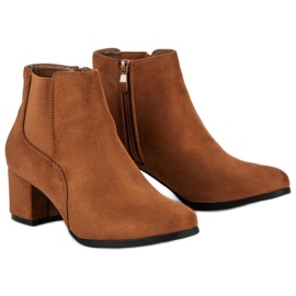 Nio Nio Botas de camurça do Chelsea com salto alto marrom 1