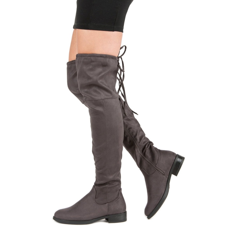 Botas cinza de salto alto 1
