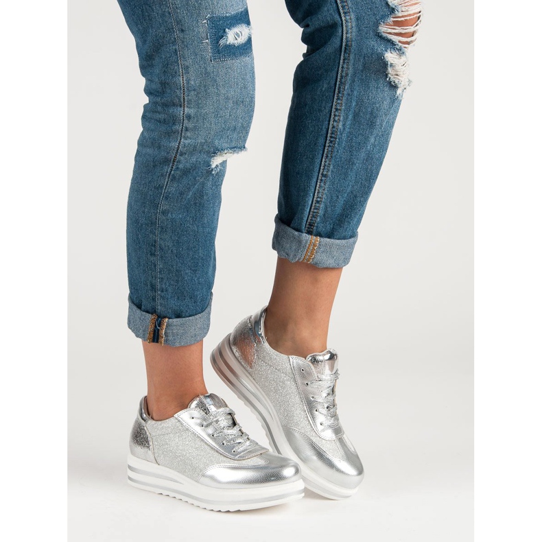 Fama Tênis da moda cinza 1