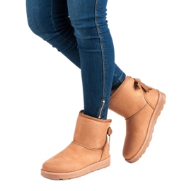 Mukluki com um arco marrom 1