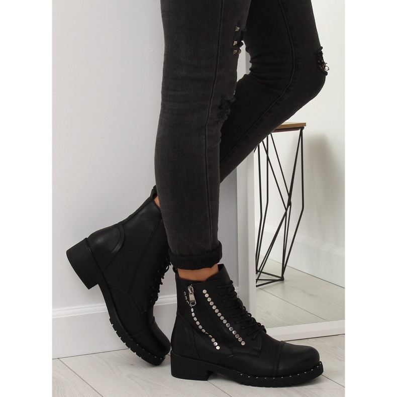 Trabalhadores com tachas pretas 88060 Preto 2