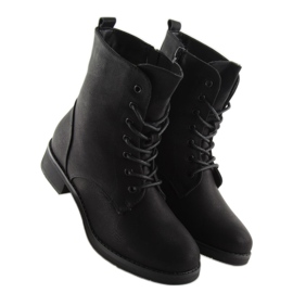 Trabalhadores isolados pretos W122H Black 1