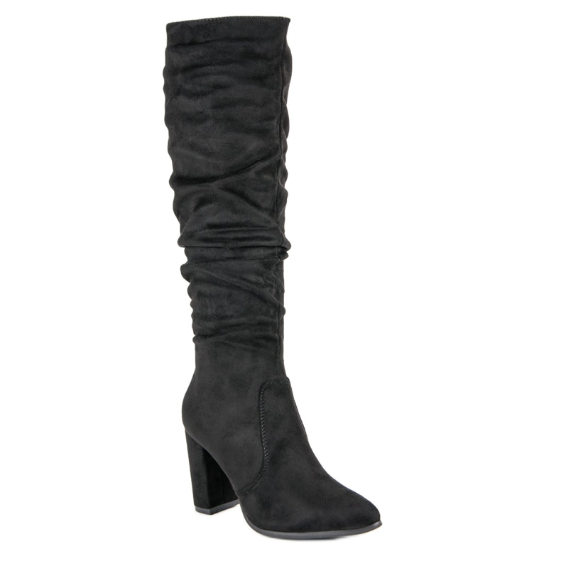 Super Mode Botas pretas no poste preto 1 Super Mode Botas pretas no poste preto 1
