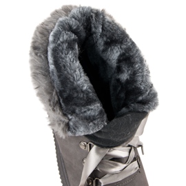 Botas de neve cinza com pele 1