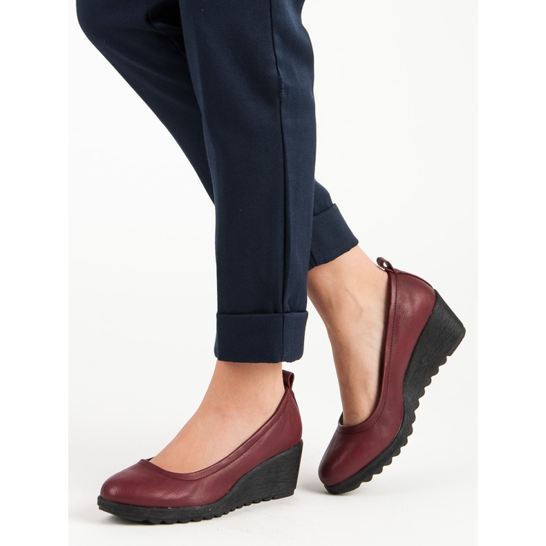 J. Star Bombas vermelhas em uma cunha vermelho 1