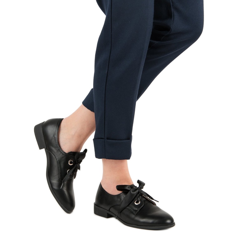 Tina&Co Brogues amarrados preto 2