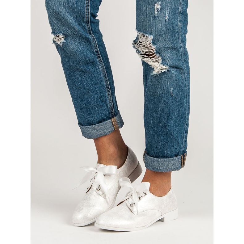 Juliet Brogues amarrados branco cinza 1