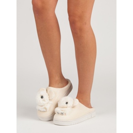 Chinelos confortáveis marrom 1