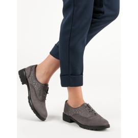 Sapatos de camurça cinza 2