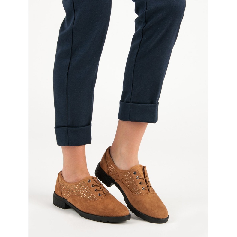 Sapatos de camurça de camelo castanho 1