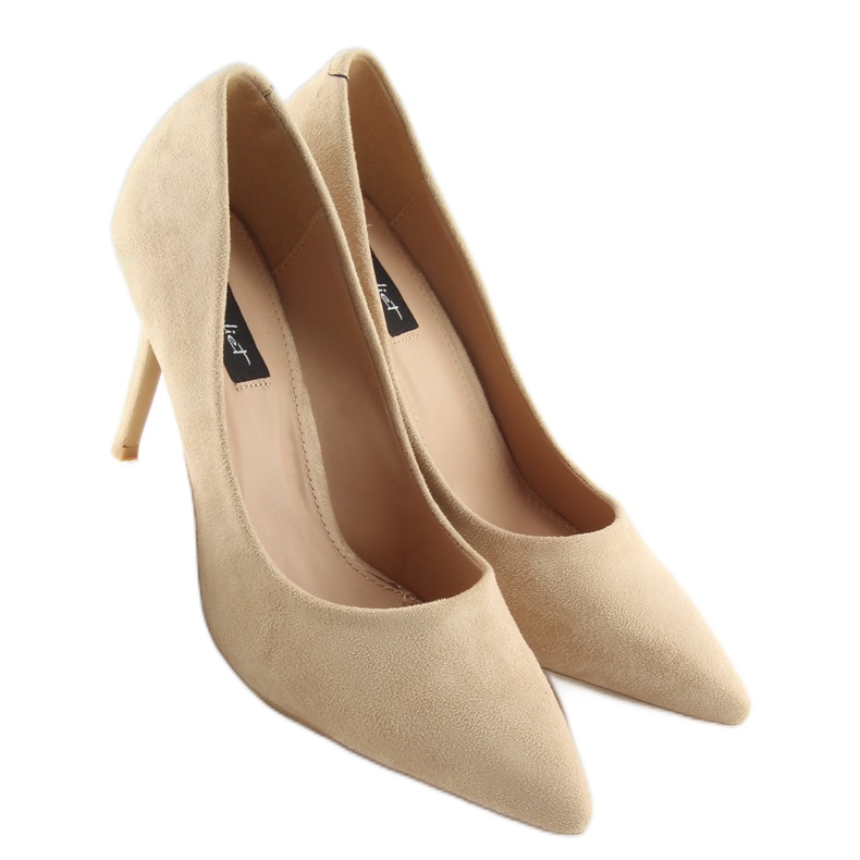 Bombas em um pino bege 66-26 bege 1 Bombas em um pino bege 66-26 bege 1