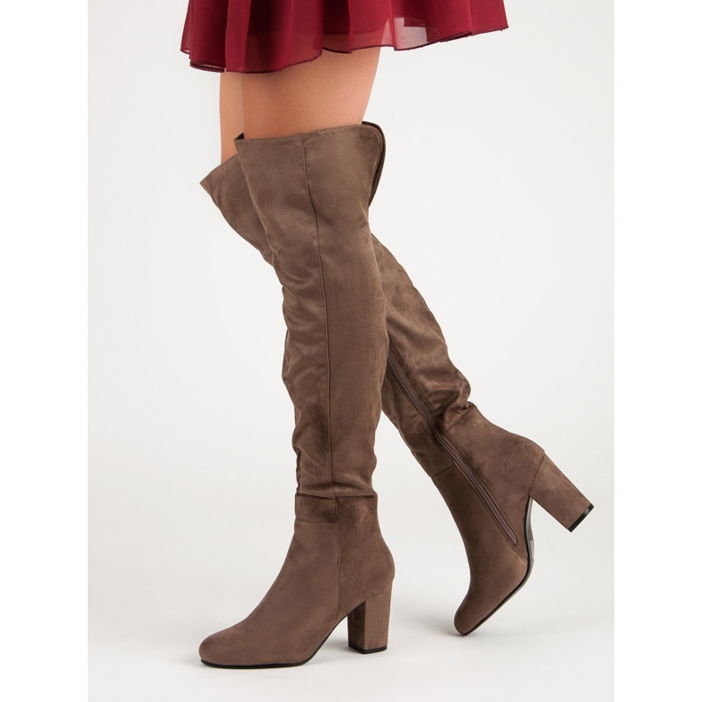 Kayla Mosqueteiros bege 1