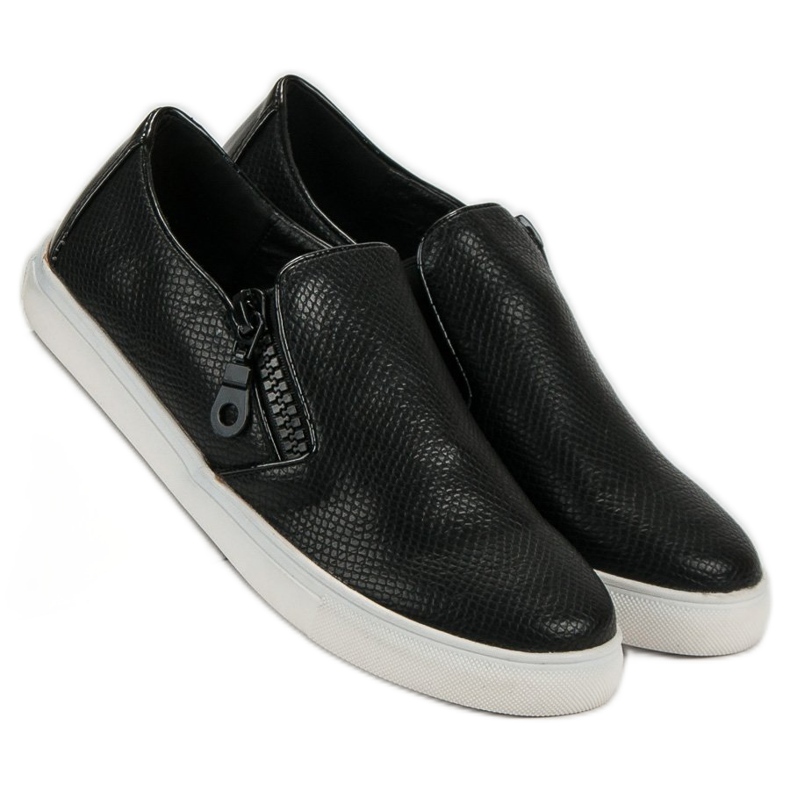 Weide Slipons pretos 1