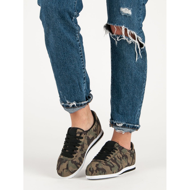 Tênis moro castanho verde 1