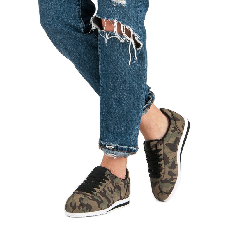 Tênis moro castanho verde 2