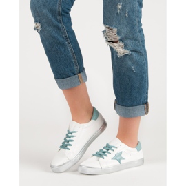 Tênis elegantes e baixos branco azul 2