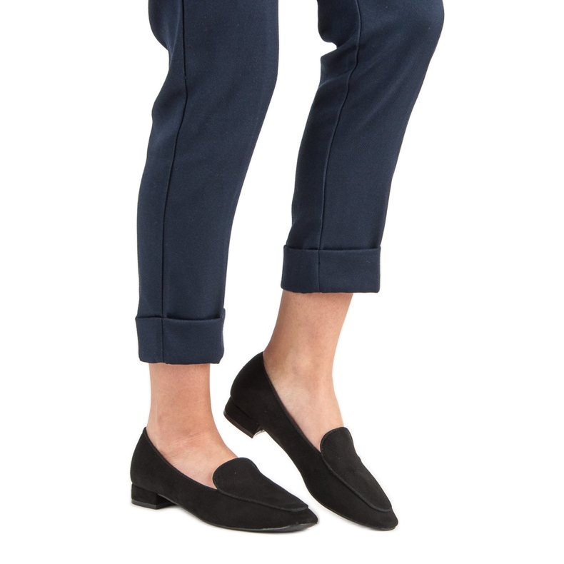 Small Swan Senhores da Moda preto 1