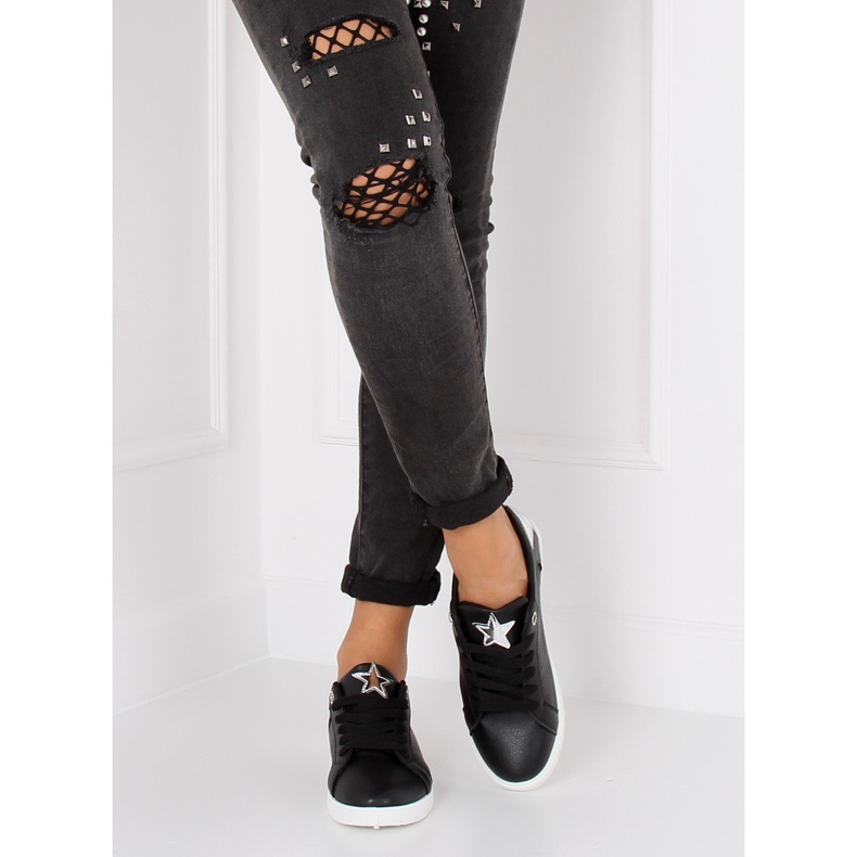 Tênis pretos com uma estrela A6213 preta 2
