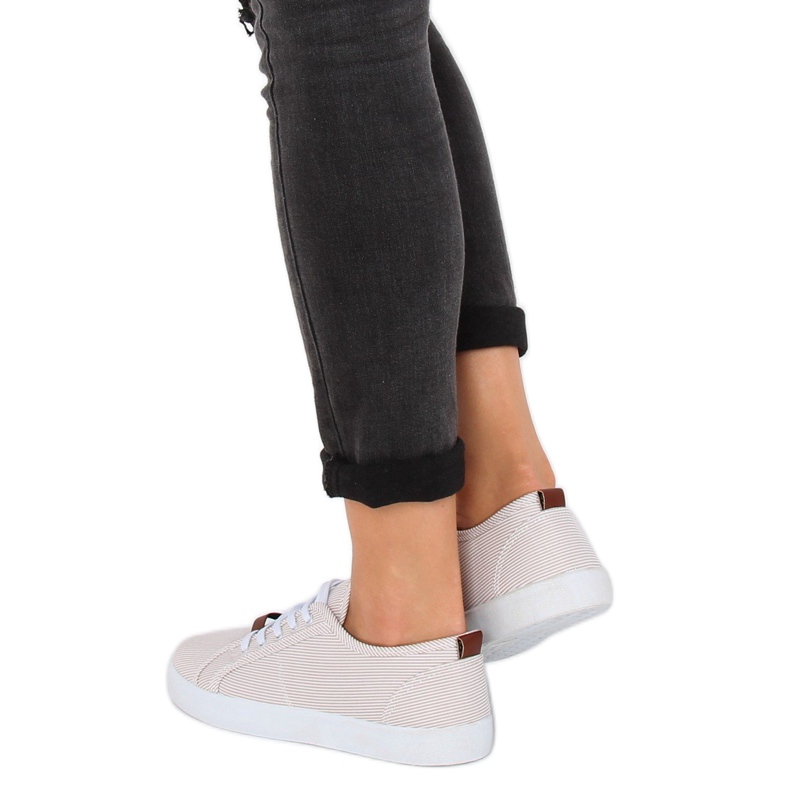 Tênis listrado bege JX70P Beige 2