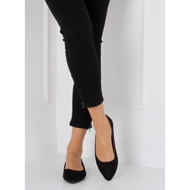 Dedo do pé preto amêndoa das bailarinas WD39P preto 2