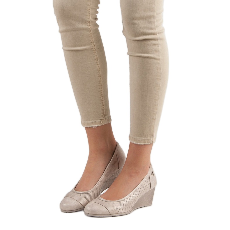 Bombas de purpurina na cunha VINCEZA castanho 1