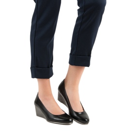 Bombas clássicas na cunha VINCEZA preto 1