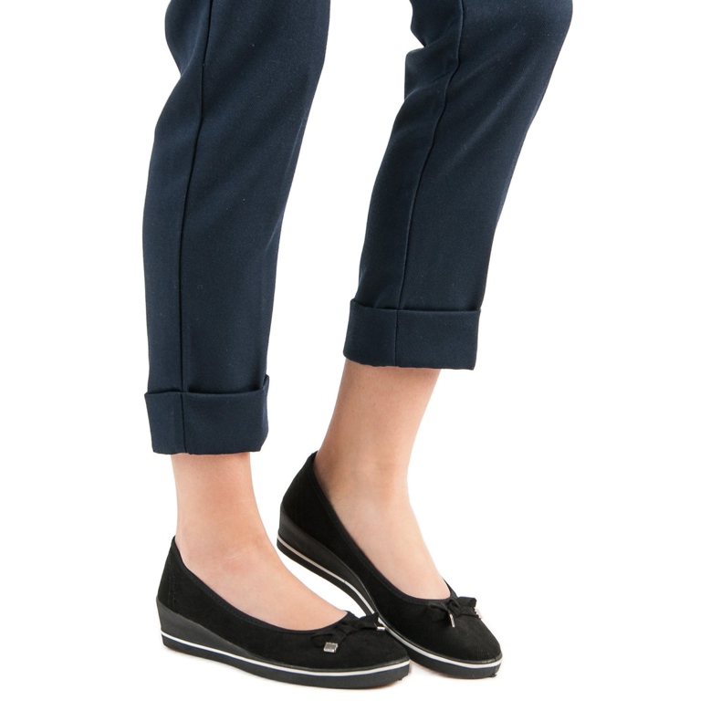 Bombas de cunha preto 2