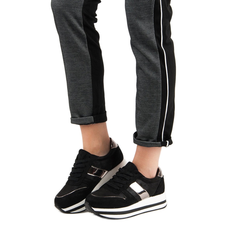 Bestelle Tênis pretos elegantes 2