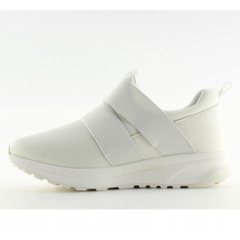 Calçado desportivo branco para senhora NB151P branco 1