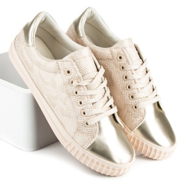 Tênis Com Biqueira Brilhante castanho 2