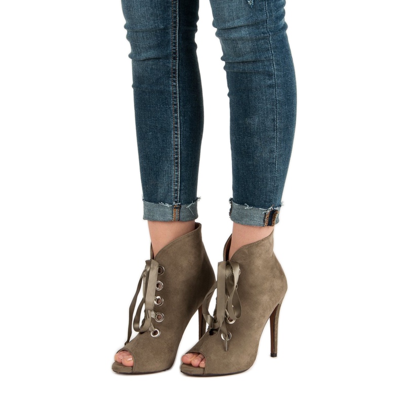 Bestelle Botas de ponta aberta amarradas verde 1