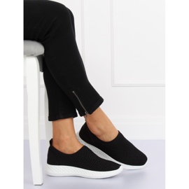 Sapatos esportivos pretos NB270P 1