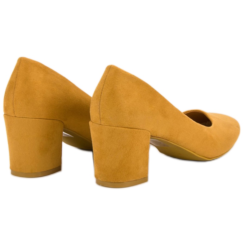 Ideal Shoes Bombas de mostarda em uma barra amarelo 1