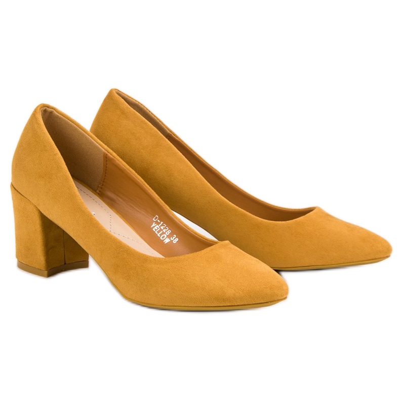 Ideal Shoes Bombas de mostarda em uma barra amarelo 2