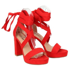Sandálias vermelhas na plataforma NC805 Vermelha vermelho 2