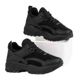 Small Swan Tênis pretos na plataforma 2