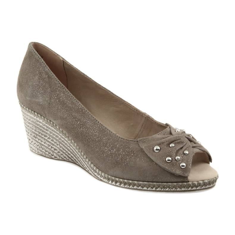 Sapatos femininos em cunha Caprice 29350 castanho 1