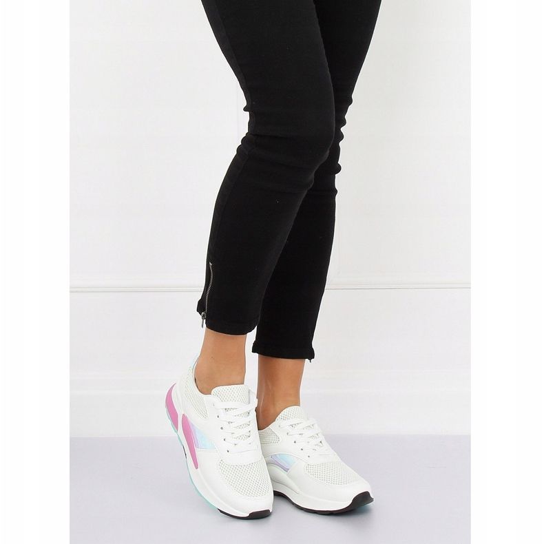 Calçado desportivo branco LV73P branco 2