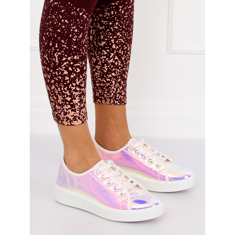 Tênis de gasolina rosa FZ09 1