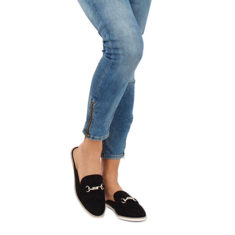 Chinelos pretos F9375 mocassins pretos 1